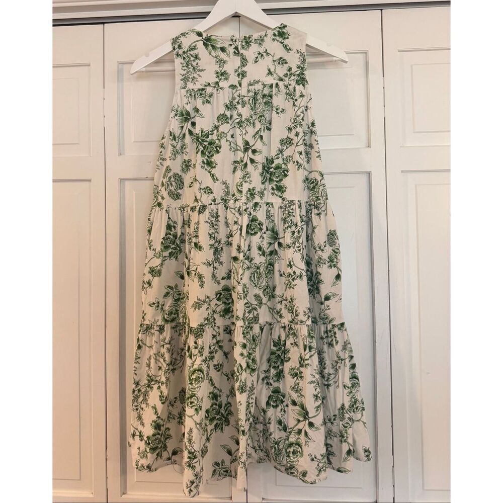 Gal Meets Glam Lisa white and green floral tiered dress 4 - Picture 6 of 10